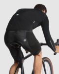 assos-mille-gtc-lowenkralle-ceket-c2-26499.jpg