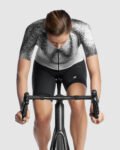 assos-uma-gt-forma-c2-evo-heat-map-26040.jpg